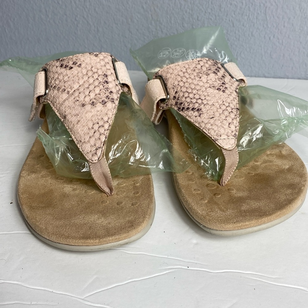 Vionic Wanda Sandal Size 7